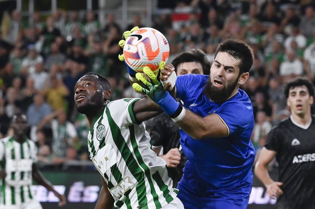 卡拉巴赫：欧冠赛场的“冰火淬炼传奇”